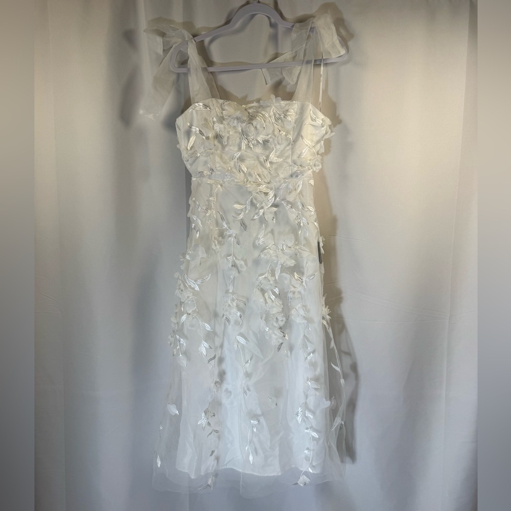 Lulus Effortlessly Sweet White Tulle 3D Floral Tie-Strap Midi Dress White M - Picture 1 of 8